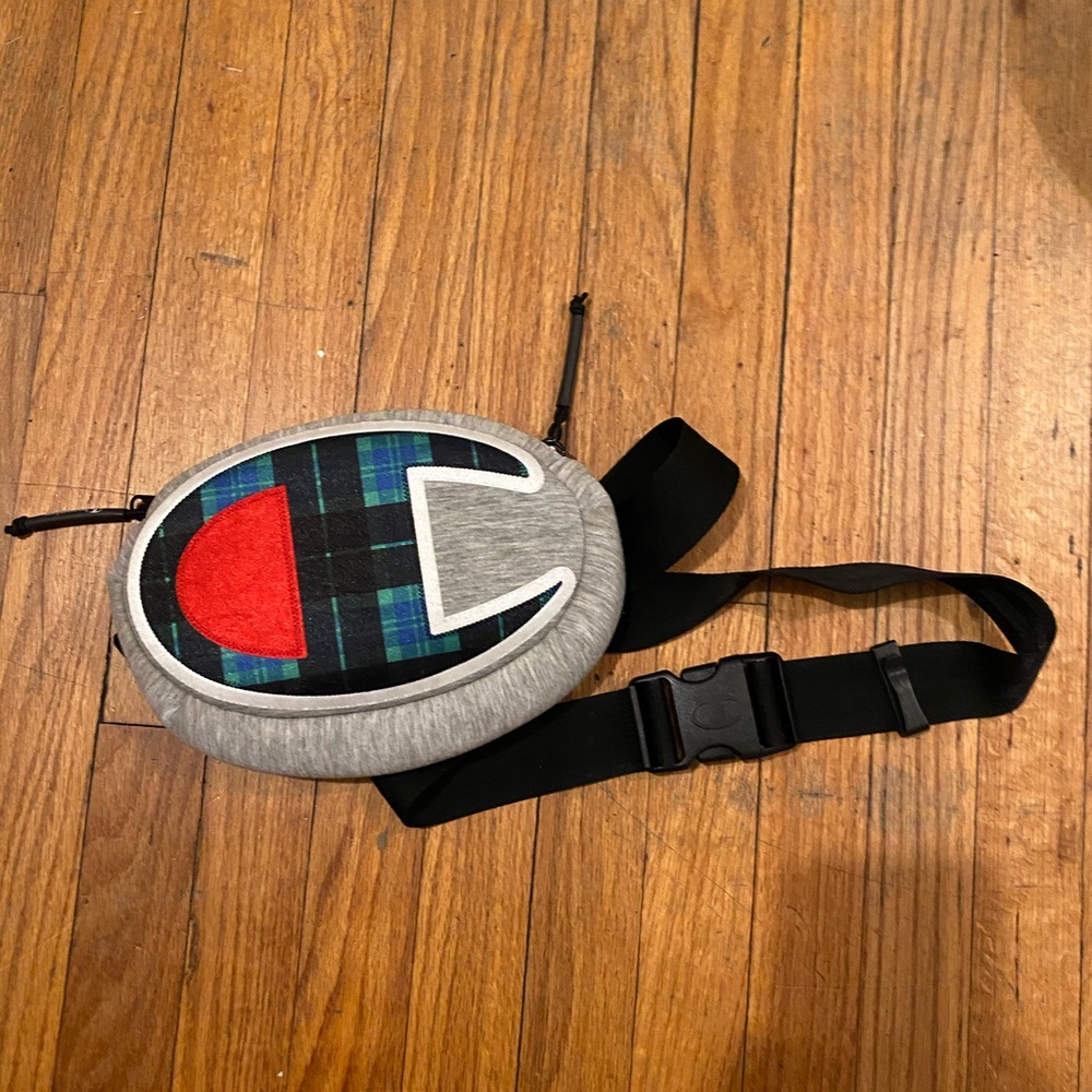 Champion Fanny Pack